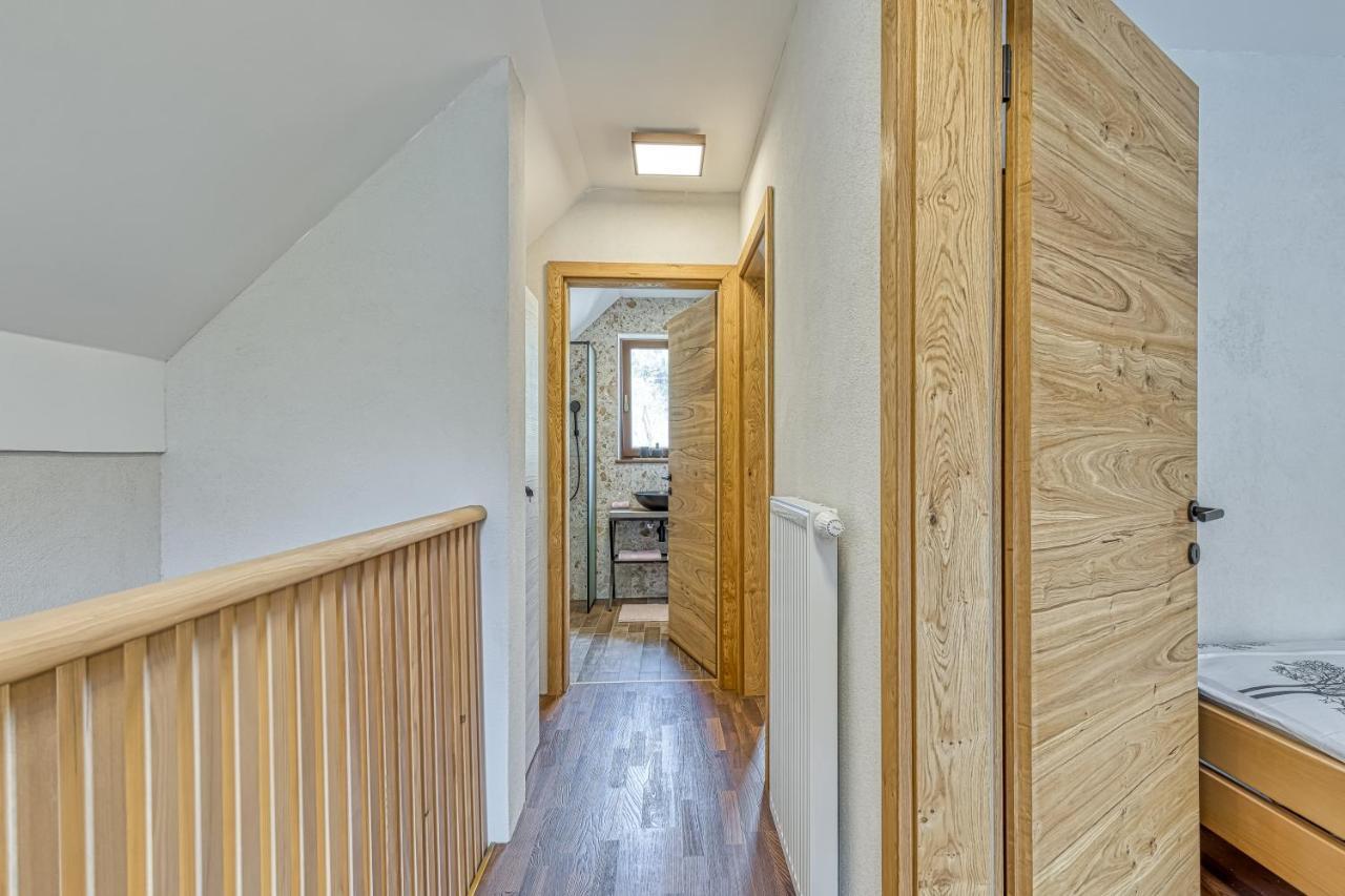 Resort Stari Malni, Osilnica - Vacation Houses Stari Malni Екстериор снимка