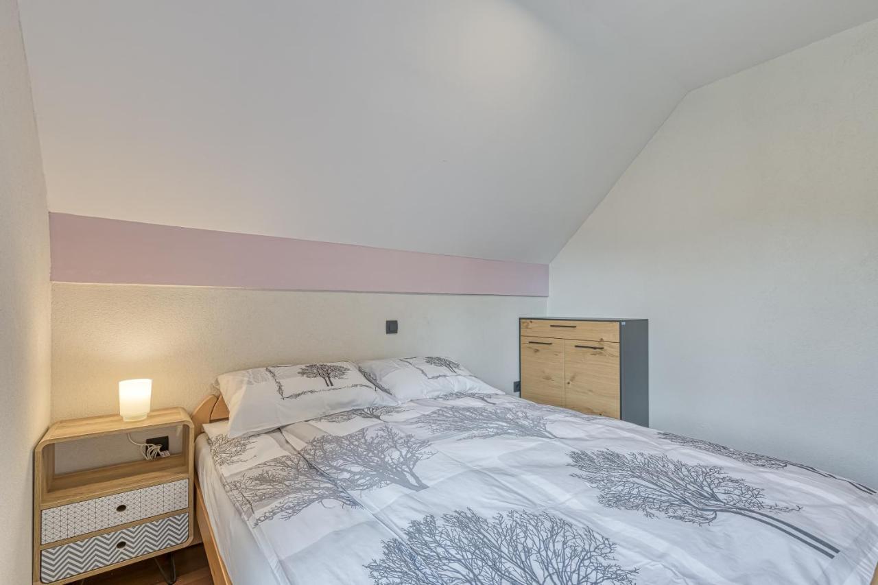Resort Stari Malni, Osilnica - Vacation Houses Stari Malni Екстериор снимка