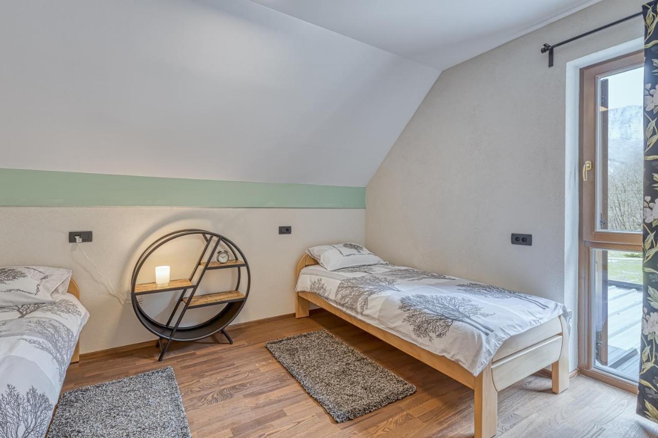 Resort Stari Malni, Osilnica - Vacation Houses Stari Malni Екстериор снимка
