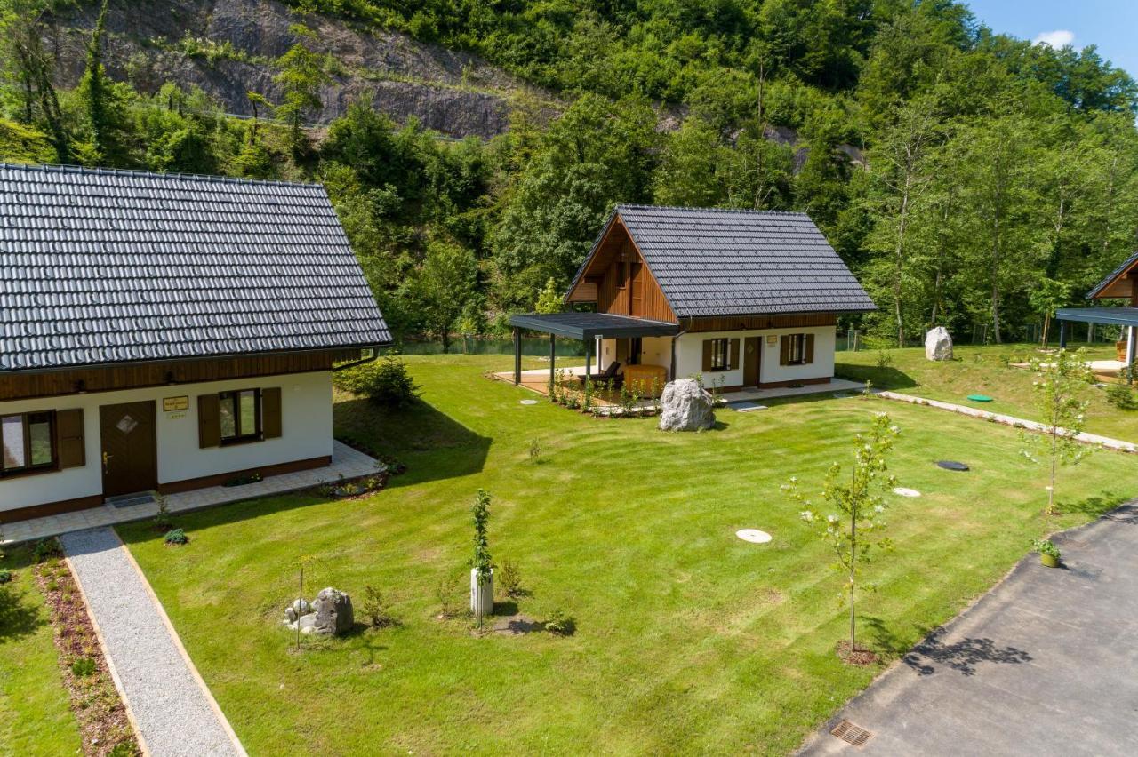 Resort Stari Malni, Osilnica - Vacation Houses Stari Malni Екстериор снимка